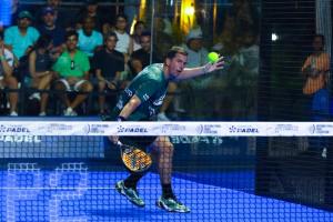 padel drop shot