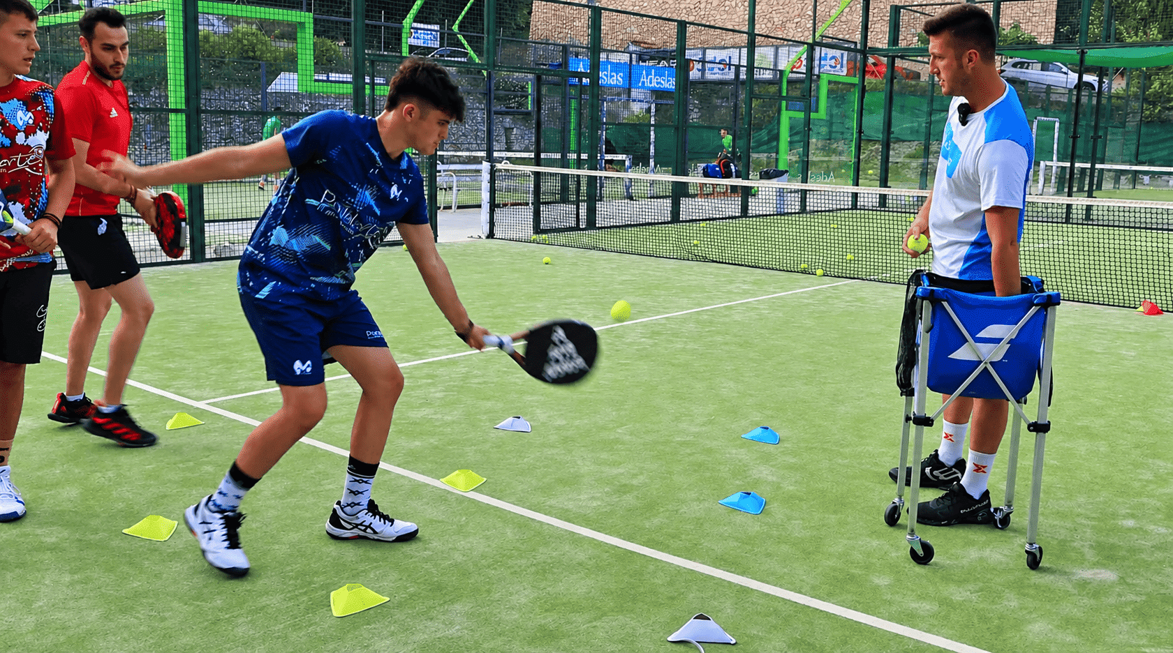 padel backhand